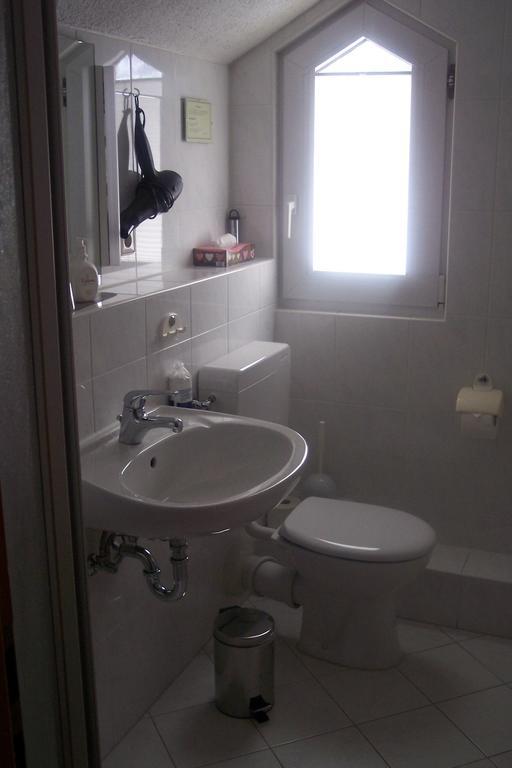 Hotel Garni Zur Bergstrasse Zwingenberg  Chambre photo